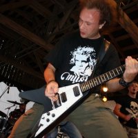 Zobacz w powiększeniu: Mocne Uderzenie 2 (66)