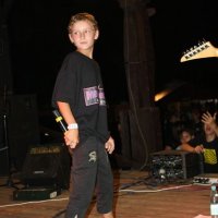 Zobacz w powiększeniu: Mocne Uderzenie 2 (75)