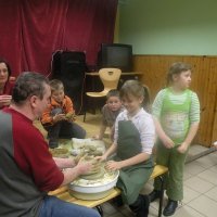 Zobacz w powiększeniu: Warsztaty garncarskie. 02.2011 r. (40)