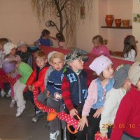 Zobacz w powiększeniu: Przedszkolaki w izbie tradycji (4)