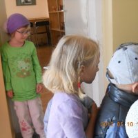 Zobacz w powiększeniu: Przedszkolaki w izbie tradycji (10)