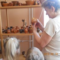 Zobacz w powiększeniu: Przedszkolaki w izbie tradycji (31)