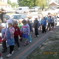 Zobacz w powiększeniu: Przedszkolaki w izbie tradycji (38)