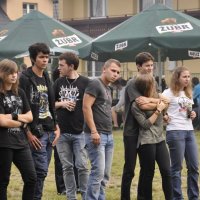 Zobacz w powiększeniu: Mocne Uderzenie V (54)