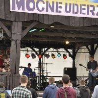 Zobacz w powiększeniu: Mocne Uderzenie V (16)