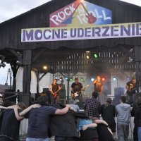 Zobacz w powiększeniu: Mocne Uderzenie V (75)