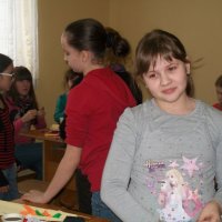 Zobacz w powiększeniu: Warsztaty robienia kwiatów z krepiny (35)