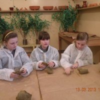 Zobacz w powiększeniu: Zajęcia garncarskie 2013 (9)