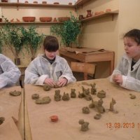 Zobacz w powiększeniu: Zajęcia garncarskie 2013 (18)
