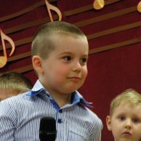 Zobacz w powiększeniu:  VI Gminny przegląd piosenki dziecięcej i młodzieżowej (42)