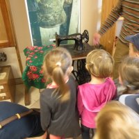 Zobacz w powiększeniu: Zwiedzanie Izby Tradycji (1)