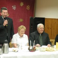 Zobacz w powiększeniu: Spotkanie opłatkowe Klubu Seniora (8)