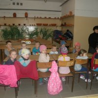Zobacz w powiększeniu: Warsztaty garncarskie dla przedszkolaków 2015 (7)