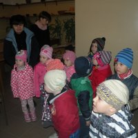 Zobacz w powiększeniu: Warsztaty garncarskie dla przedszkolaków 2015 (68)