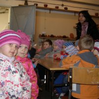 Zobacz w powiększeniu: Warsztaty garncarskie dla przedszkolaków 2015 (6)