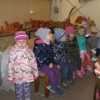 Zobacz w powiększeniu: Warsztaty garncarskie dla przedszkolaków 2015 (10)