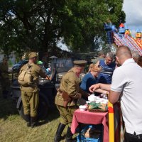 Zobacz w powiększeniu: I Piknik Militarny (36)