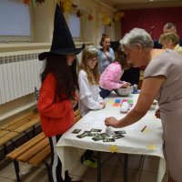 Zobacz w powiększeniu: Dzieci Seniorom – Wróżby Andrzejkowe (4)