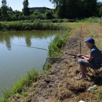Zobacz w powiększeniu: Zawody wędkarskie dla dzieci i młodzieży (48)