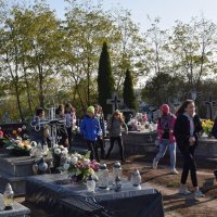 Zobacz w powiększeniu: Złożenie wieńców i zapalenie zniczy na mogiłach i pomnikach (7)