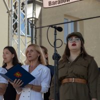 Zobacz w powiększeniu: 100 lecie Bitwy Warszawskiej oraz 100 lecie wizyty Marszałka Józefa Piłsudskiego w Baranowie fotorelacja (17)