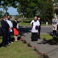 Zobacz w powiększeniu: BARANÓW UCZCIŁ WIELKICH POLAKÓW (16)