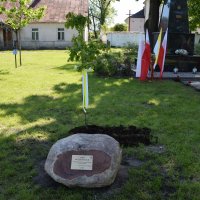 Zobacz w powiększeniu: BARANÓW UCZCIŁ WIELKICH POLAKÓW (24)